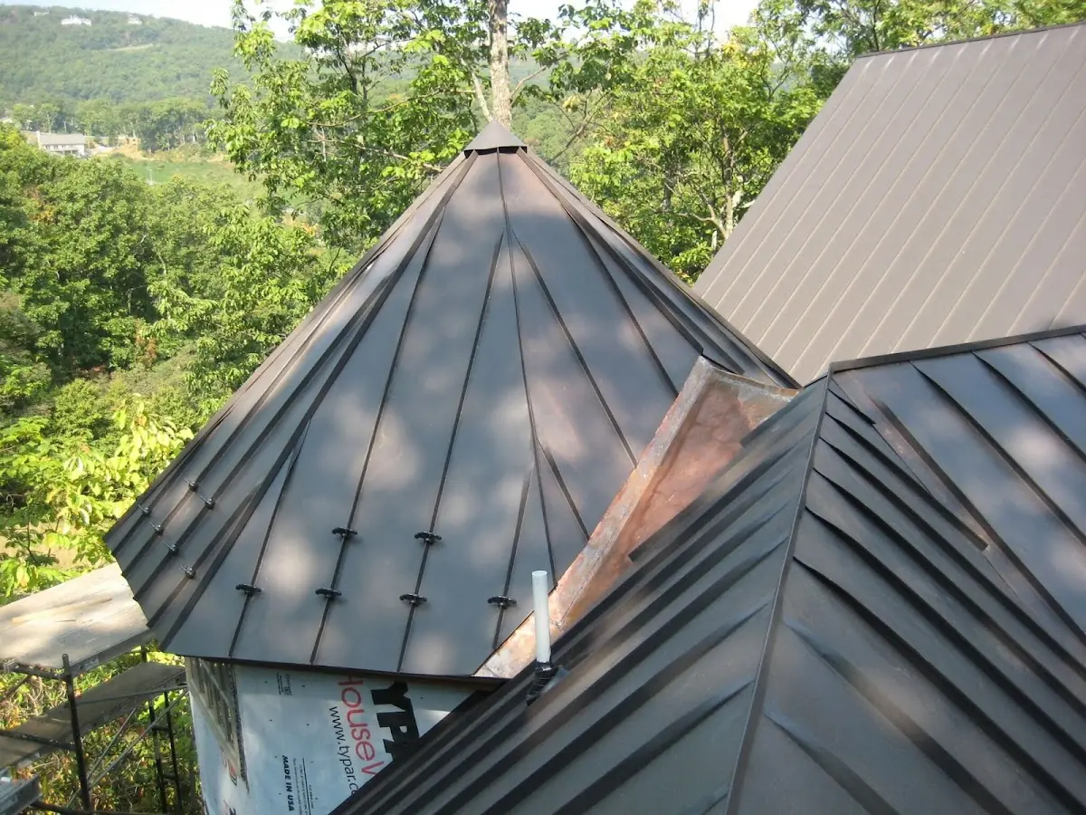 Professional Roof Tarp Installation by Craftsman Roofing in Roxbury